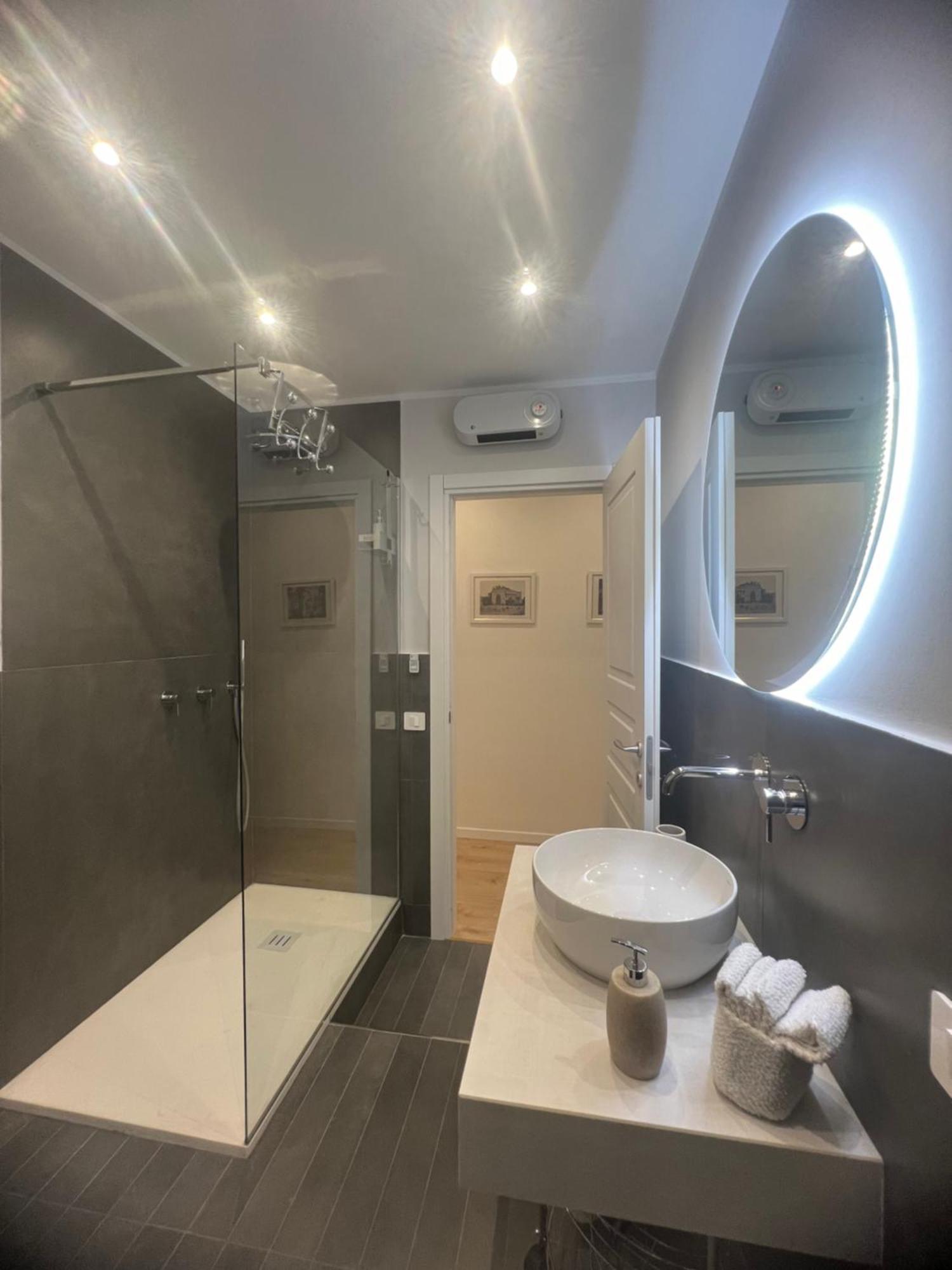 Politeama Charming Apartment 巴勒莫 外观 照片